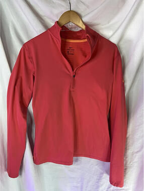 Nike Pro Dri-Fit Women’s Coral 1/4 Zip Jacket Size Large. See Pictures.